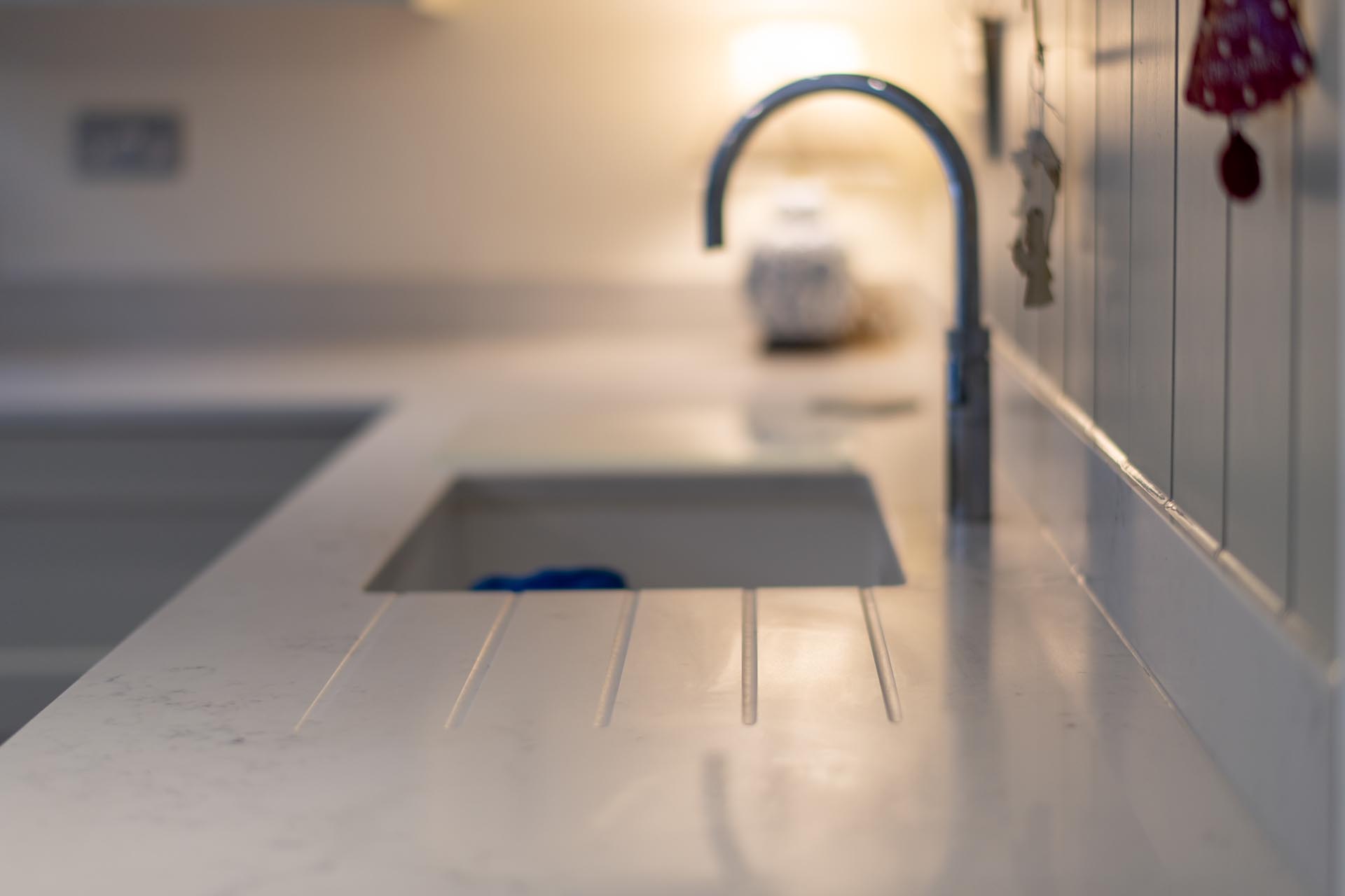 Sink worktop run AG Carrara Paragon Designs Affordable Granite Oxshott 122711 a
