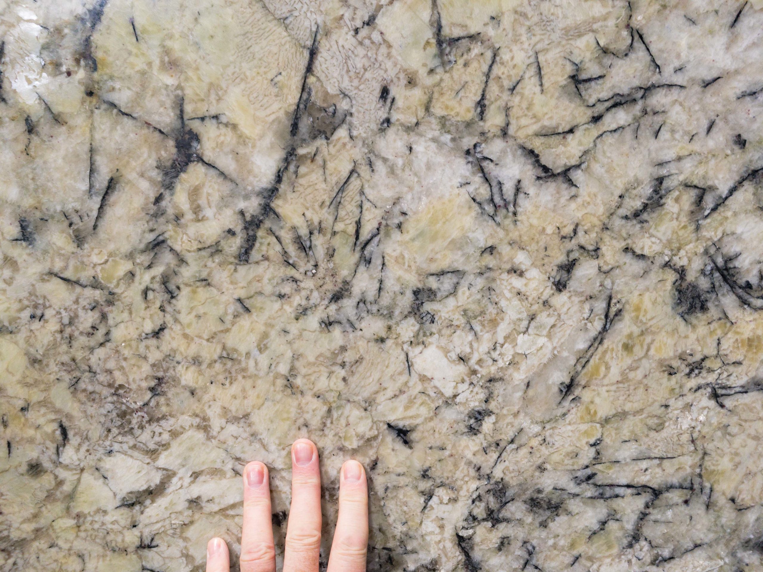 Arctic Cream Granite worktops MG181024 34262 155514 a