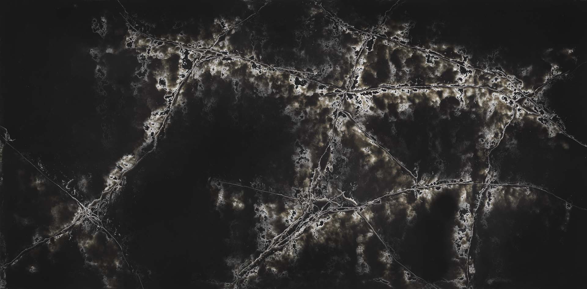 COMPAC QUARTZ WORKTOPS GENESIS ICE BLACK