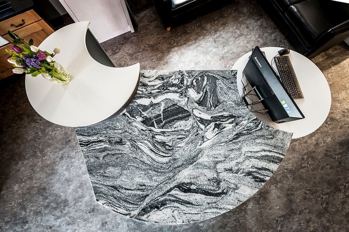 cosmic-white-showroom-island-dekton-51855189-for-blog cosmic-white-showroom-island-dekton-51855189-for-blog