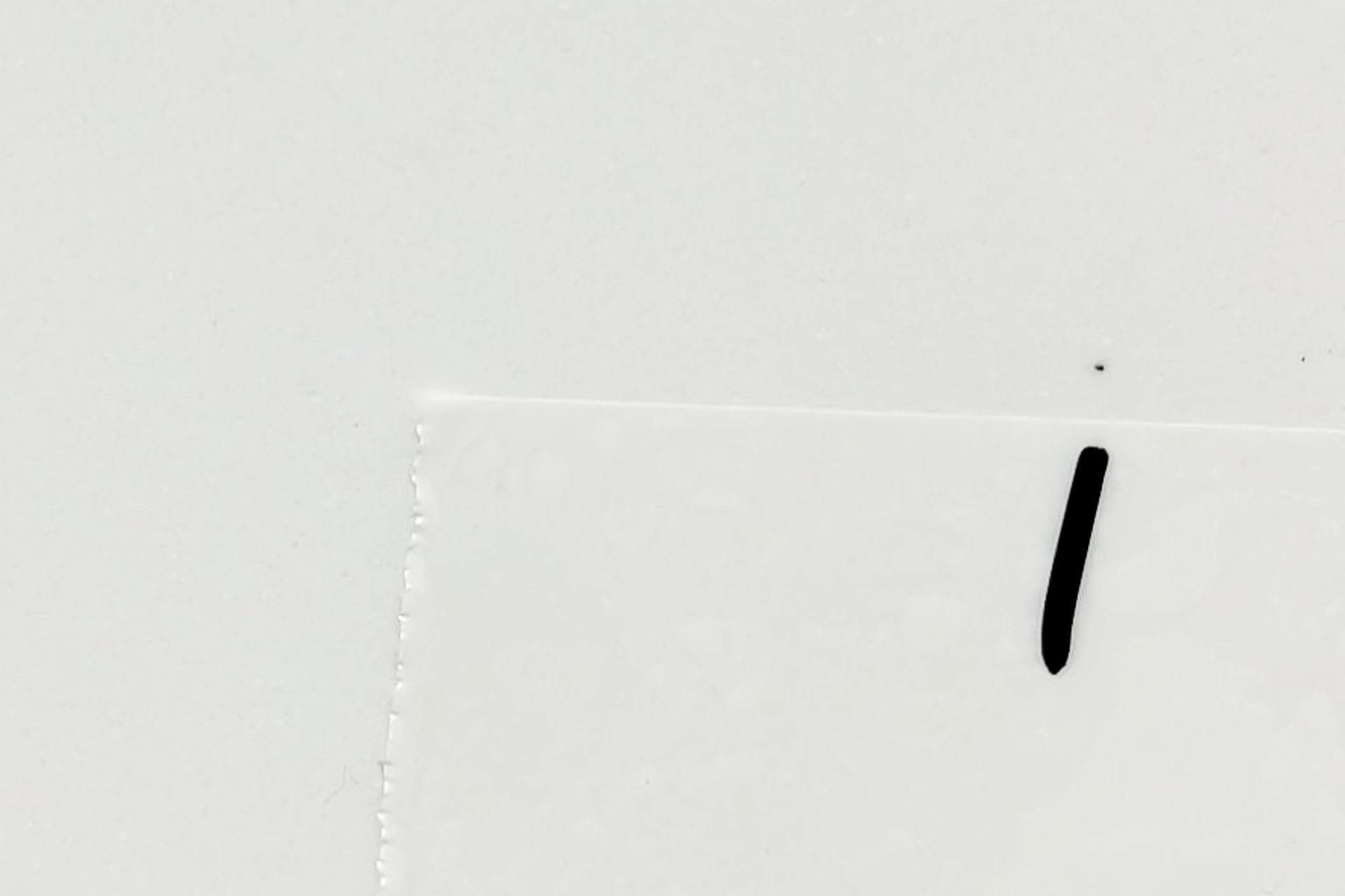 Dot issue in quartz worktops Dot issues in quartz worktops