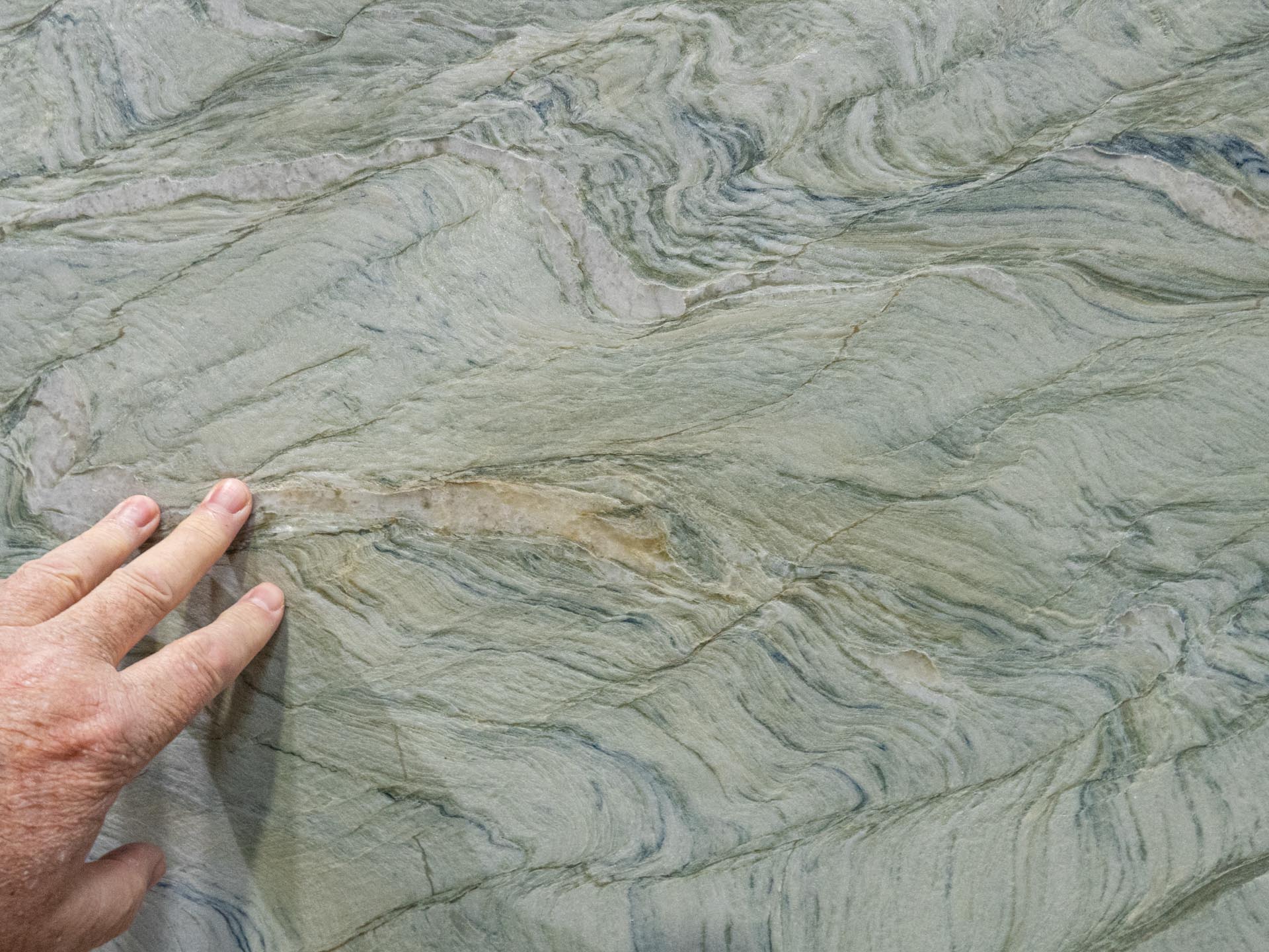 Fusion Wow Satinato CU241022 58043 111838 a Fusion Wow Satinato Quartzite kitchen worktops
