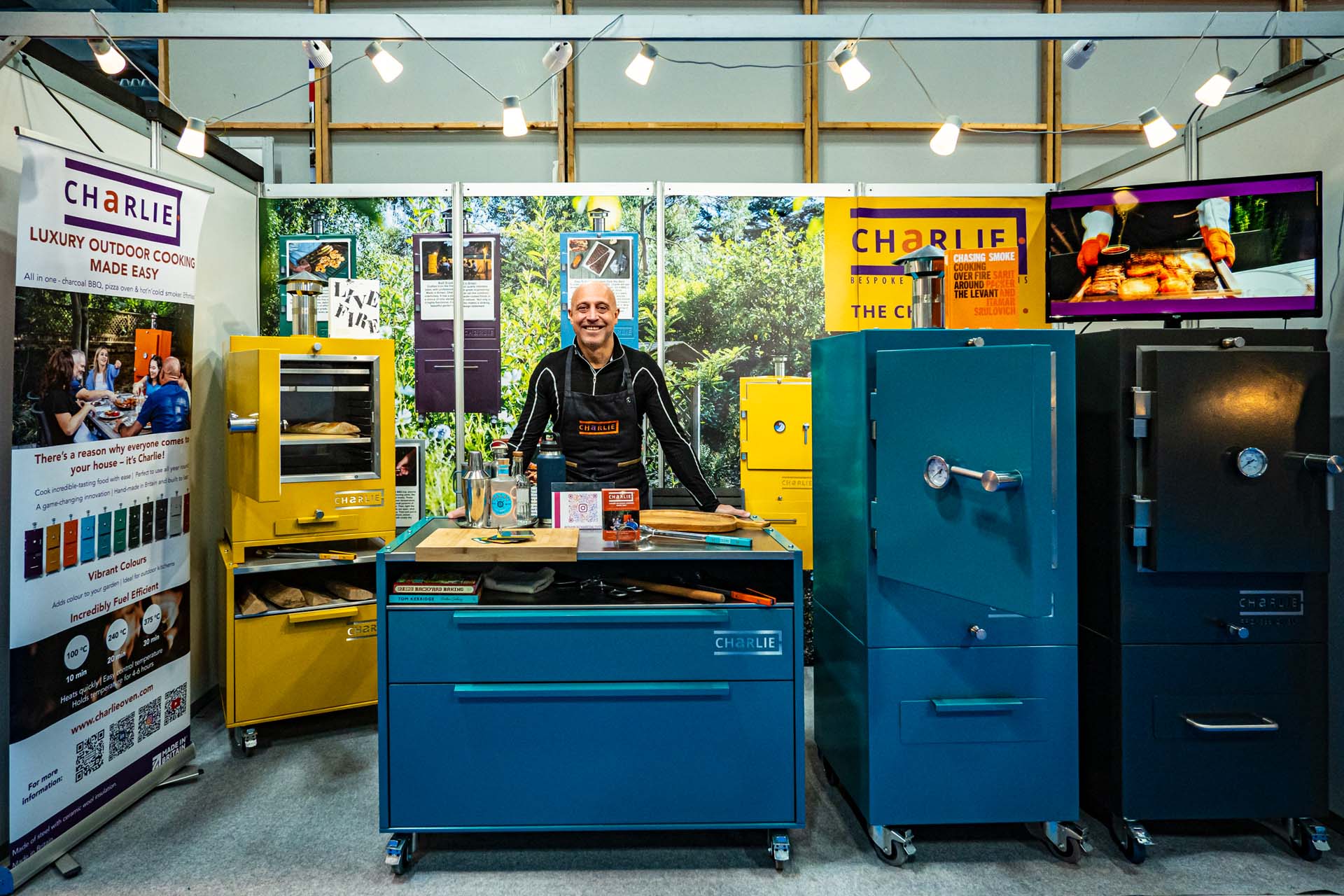Homebuilding Renovating Show HBR Farnborough 121415 Charlie Oven stand at the Homebuilding Renovating Show HBR Farnborough