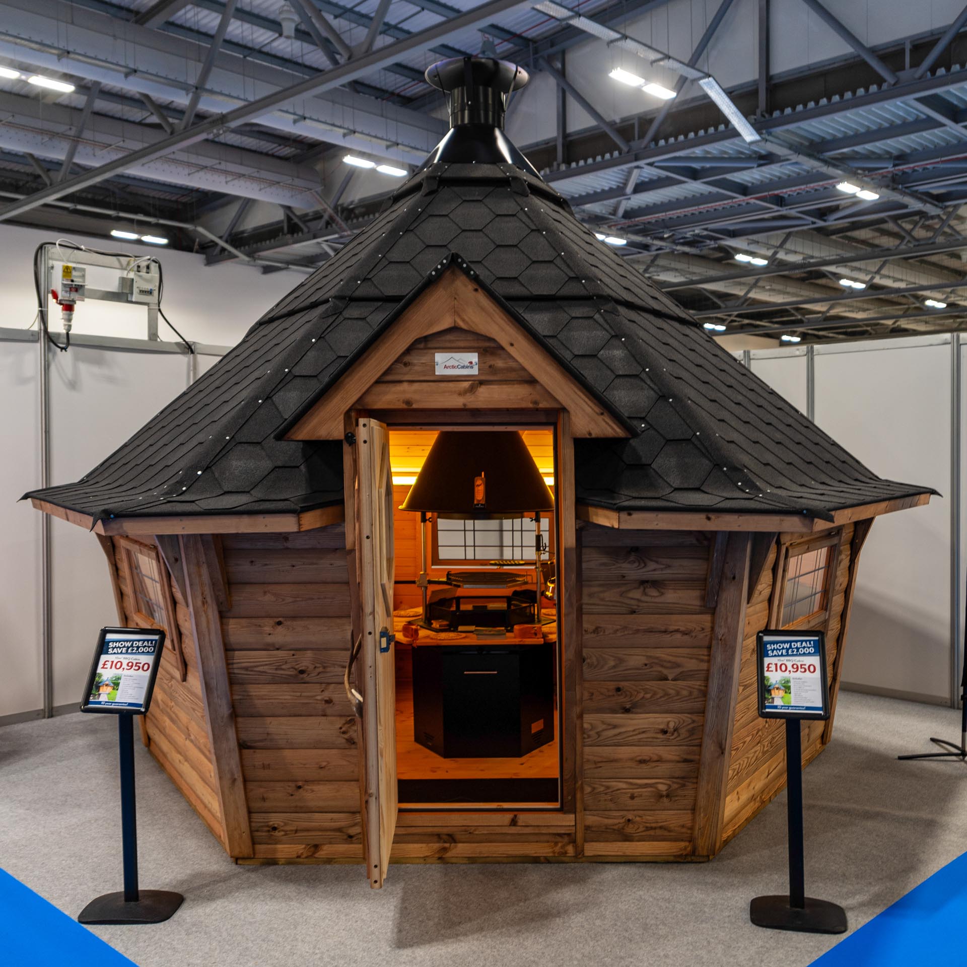 Arctic cabins Homebuilding Renovating Show Jan 2025 Farnborough