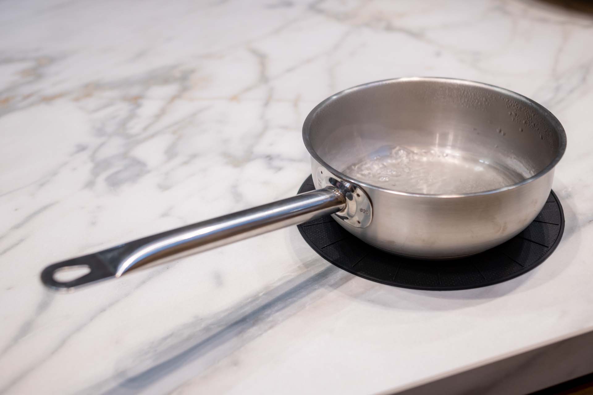 invisacook inviosible hob Bill archibald Reffer at the KBB show 2024