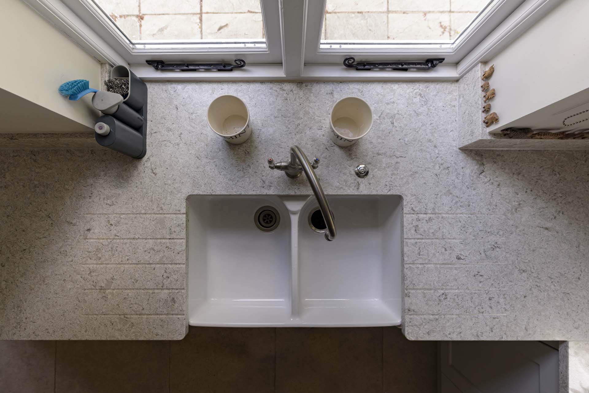 Affordable granite kitchen worktops Fiji quartz from Classic quartz