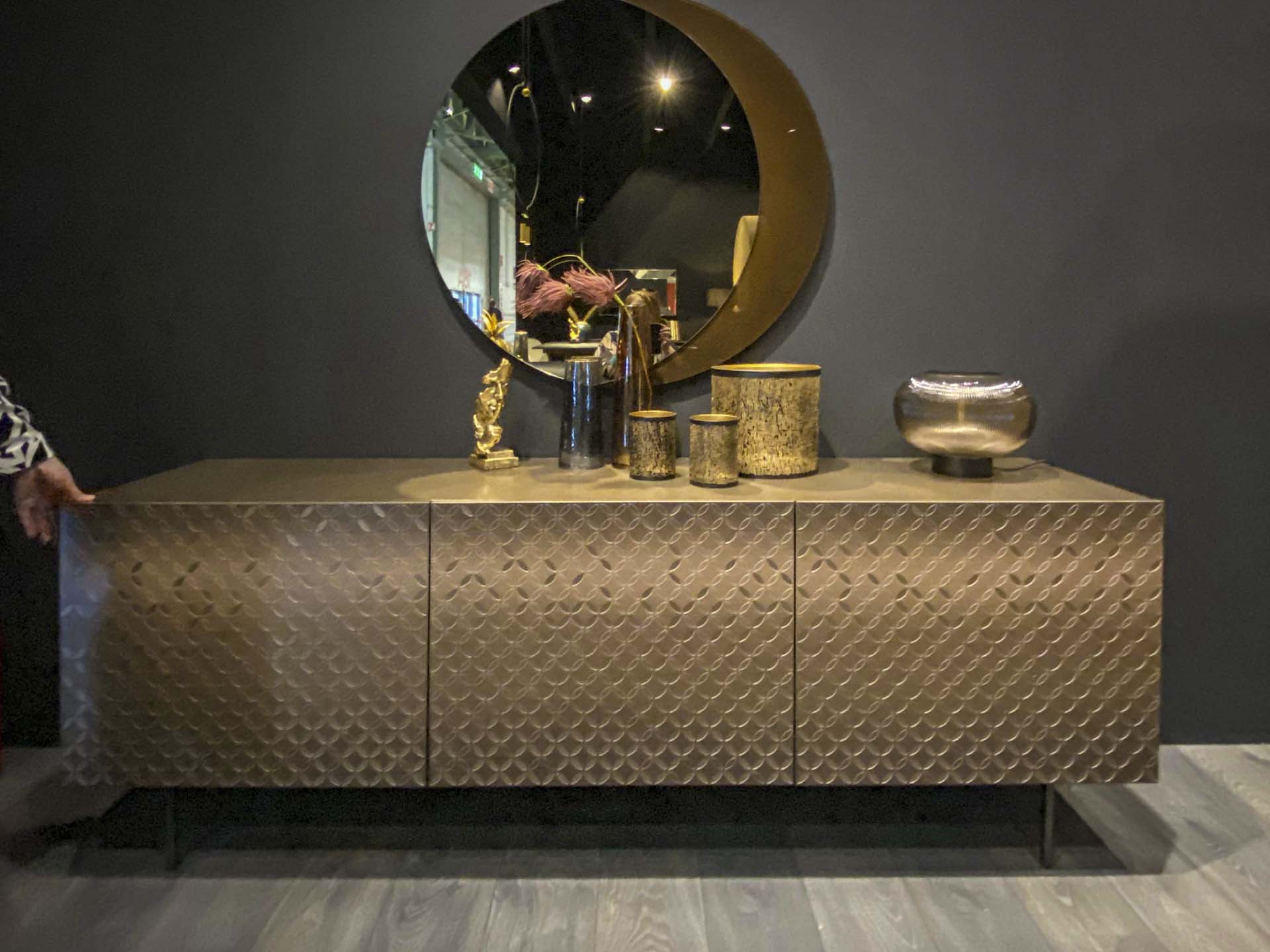 Cassie and Naomi at the Milan Design show the best quartz worktops company brass p[attersn