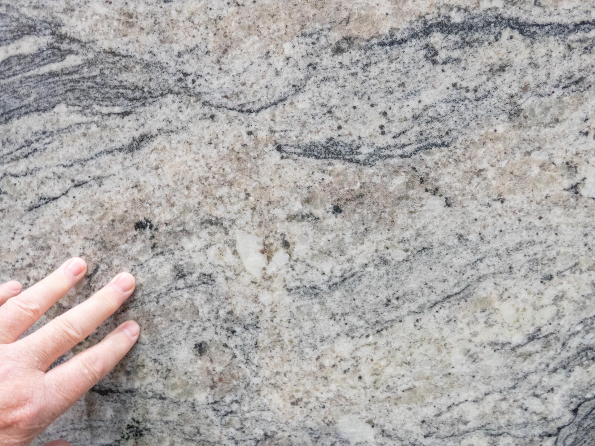 Piracema SG260514 51757 105939 a Piracema granite worktops