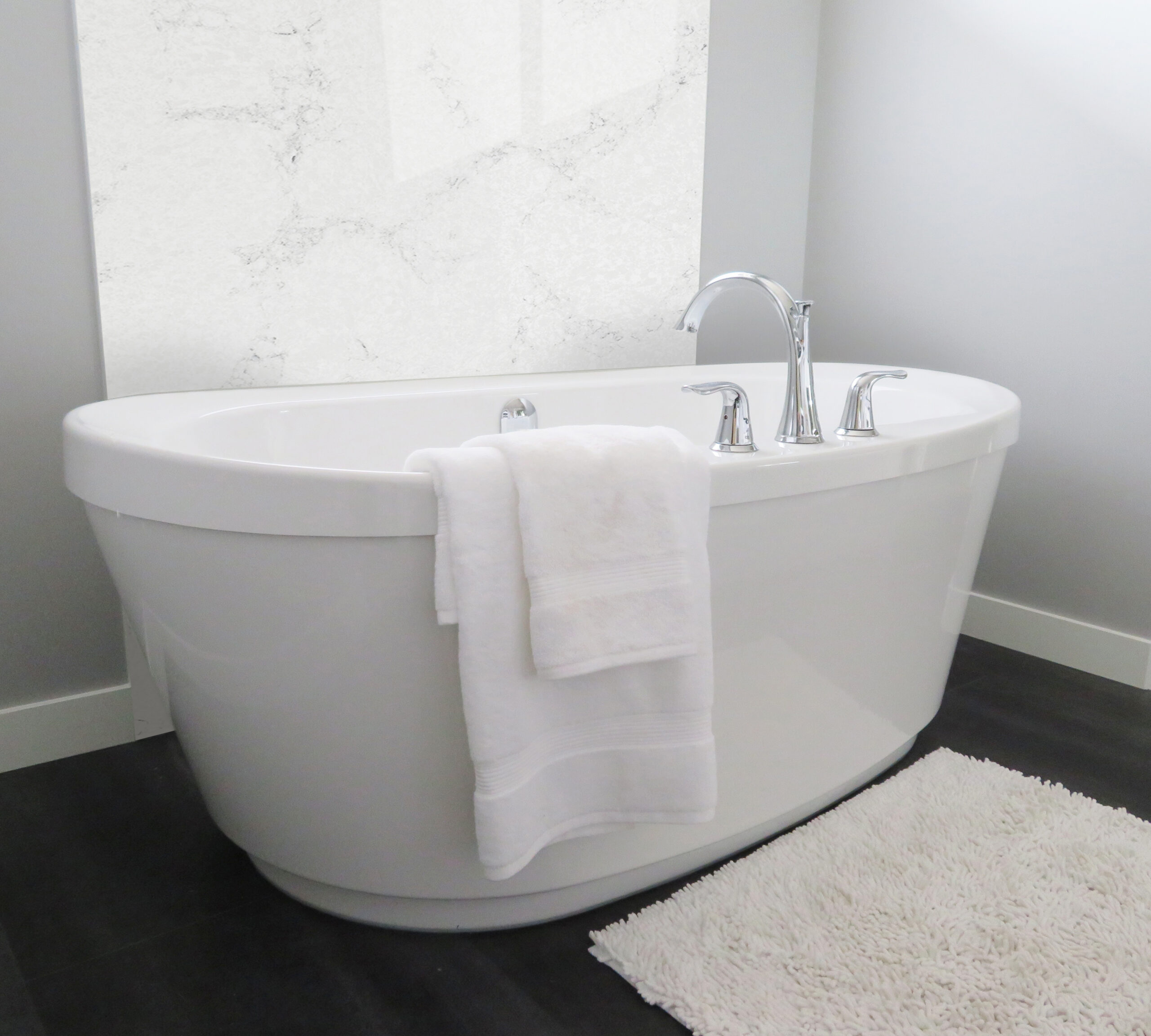 Radianz-Orion- Bathtub(300dpi) Bathroom featuring wall cladded in Radianz Orion Quartz Not installed by Affordable Granite