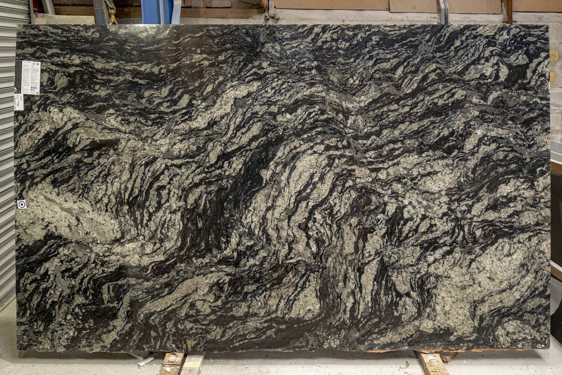 Sensa Indian Black CO220405 42483 121751 a