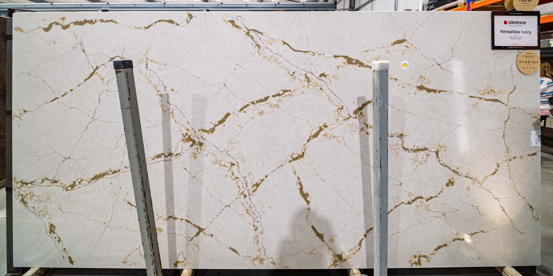 Silestone Le Chic Launch 190839 a Versailles Ivory quartz worktops