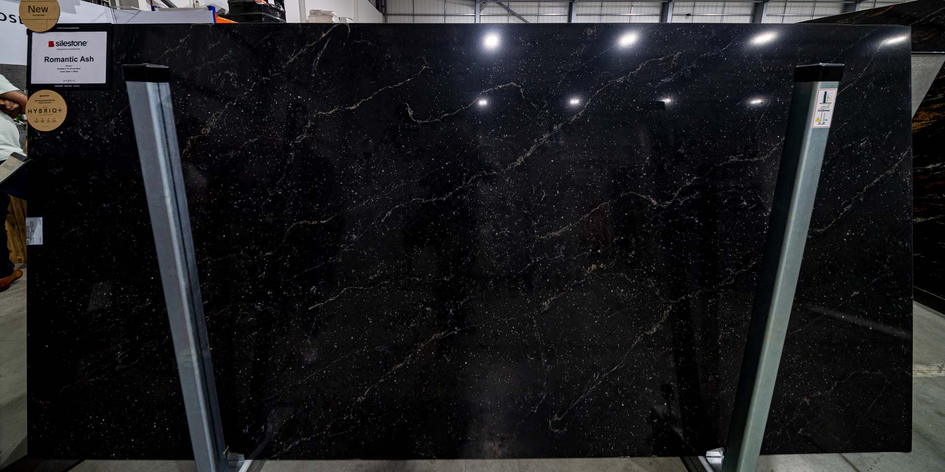 Silestone Le Chic Launch 191007 (1) a silestone Romantic ash quartz slab Silestone Le Chic Launch