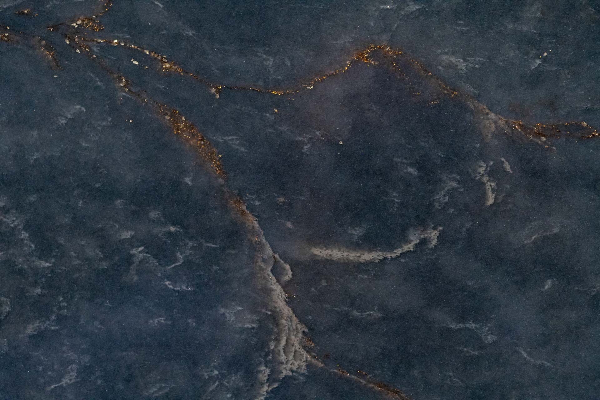 Silestone Le Chic Launch 191645 a Parisien Bleu quartz Parisian Blue quartz Silestone Le Chic Launch