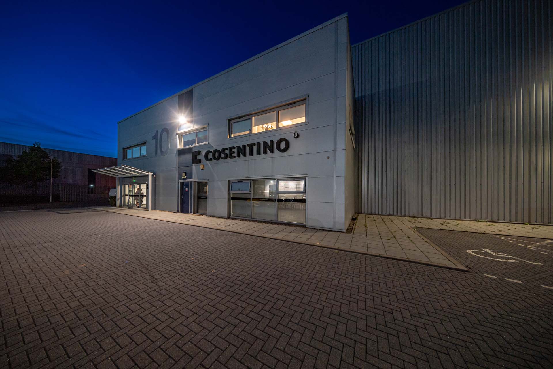 cOSENTINO hOOK BUILDING quartz worktops and granite worktops