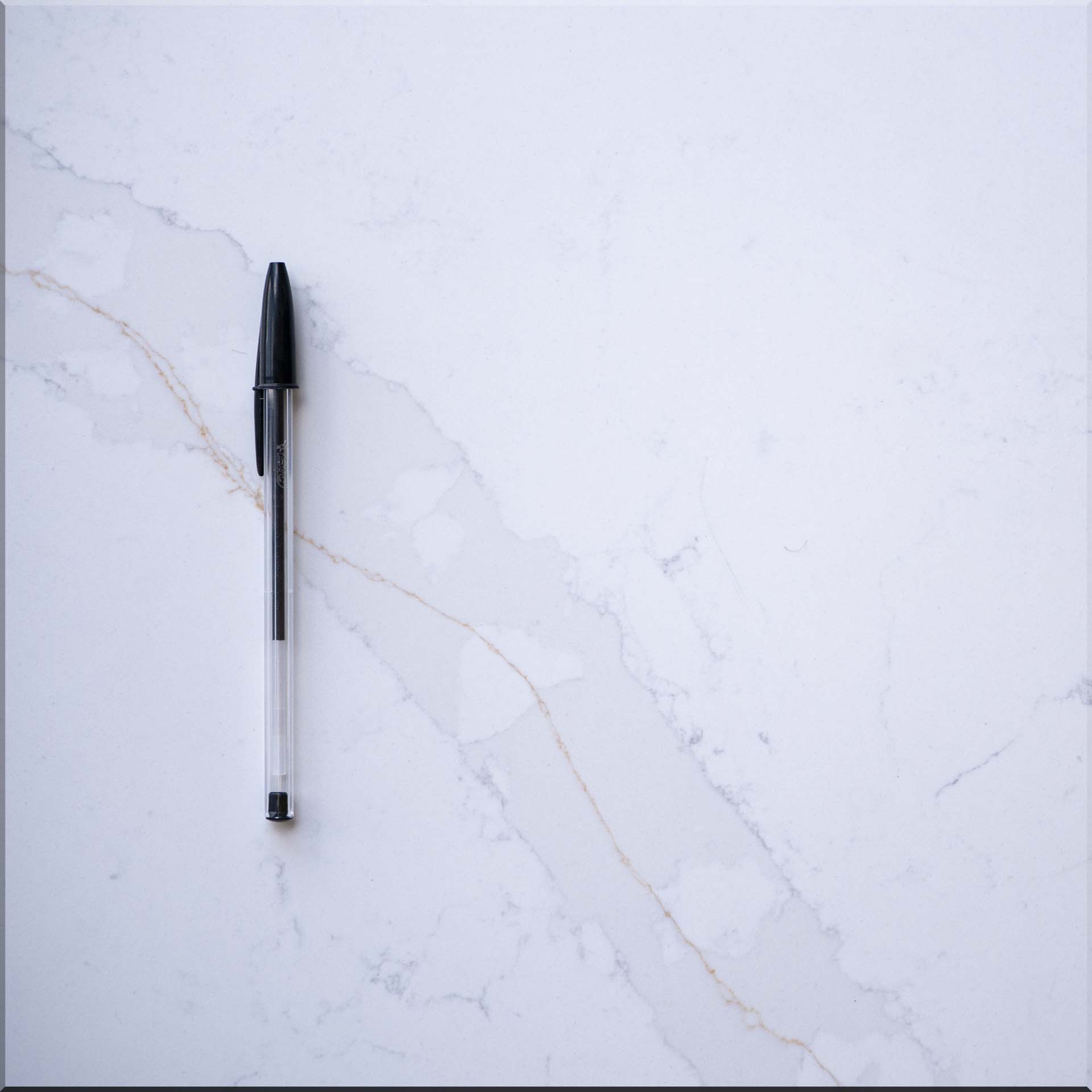 White quartz worktops Surrey 164333 AG Calacatta Gold