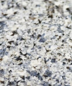 azul-platino-granite-east-grinstead-122106-a-surface-detail-min