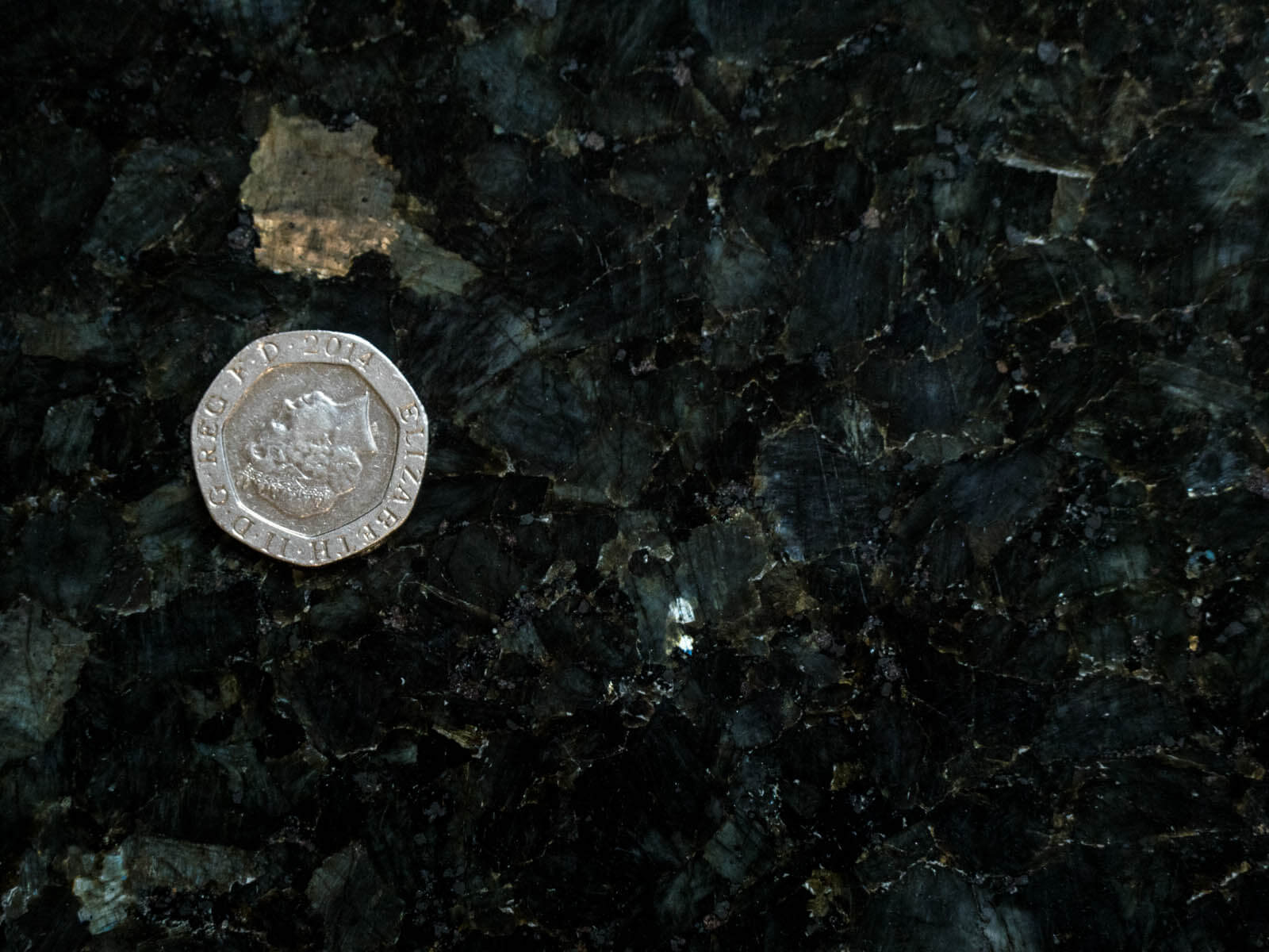 black-granite-quartz-145844-a