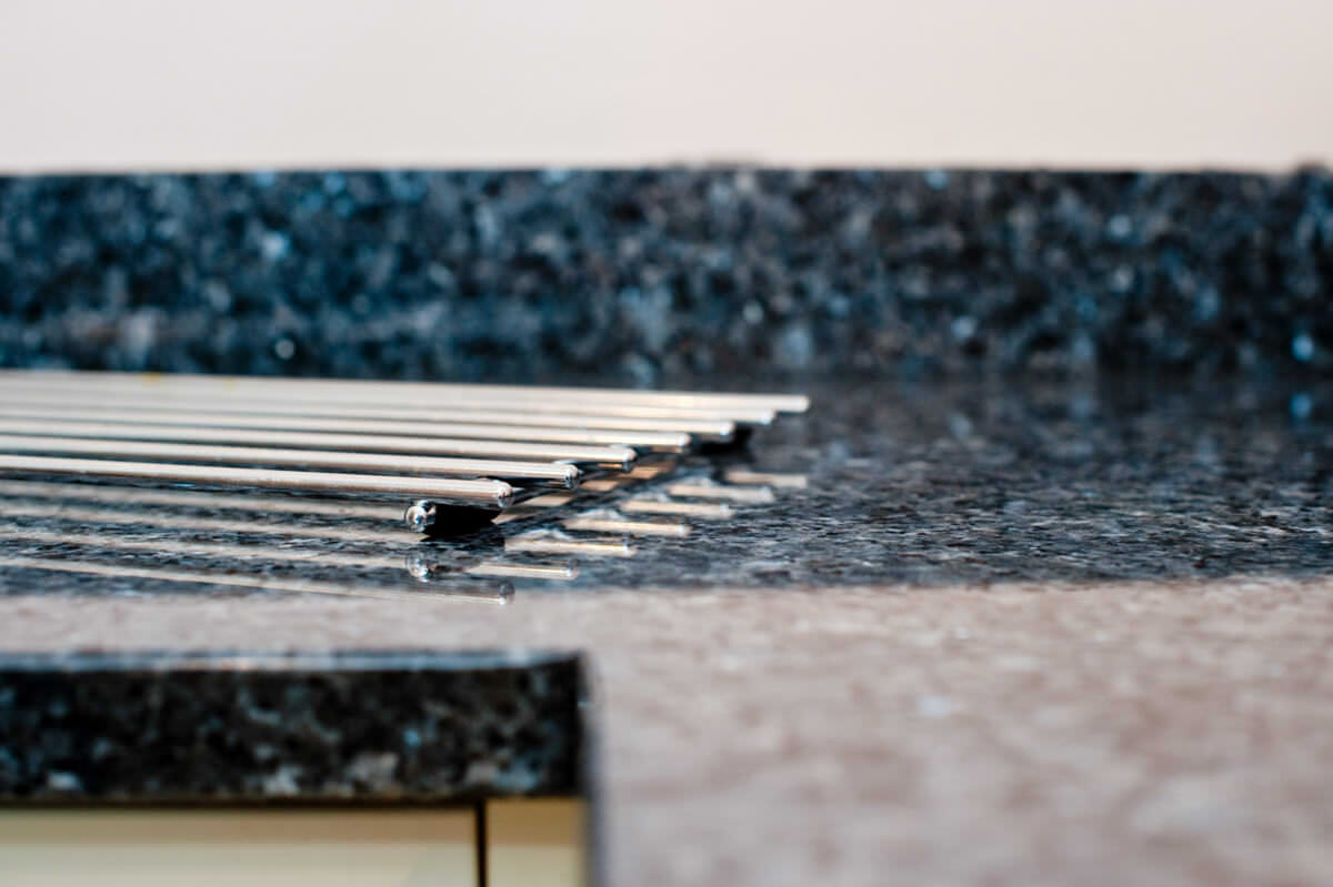 blue_pearl_granite_brockham_surrey_133534_a_corner_1