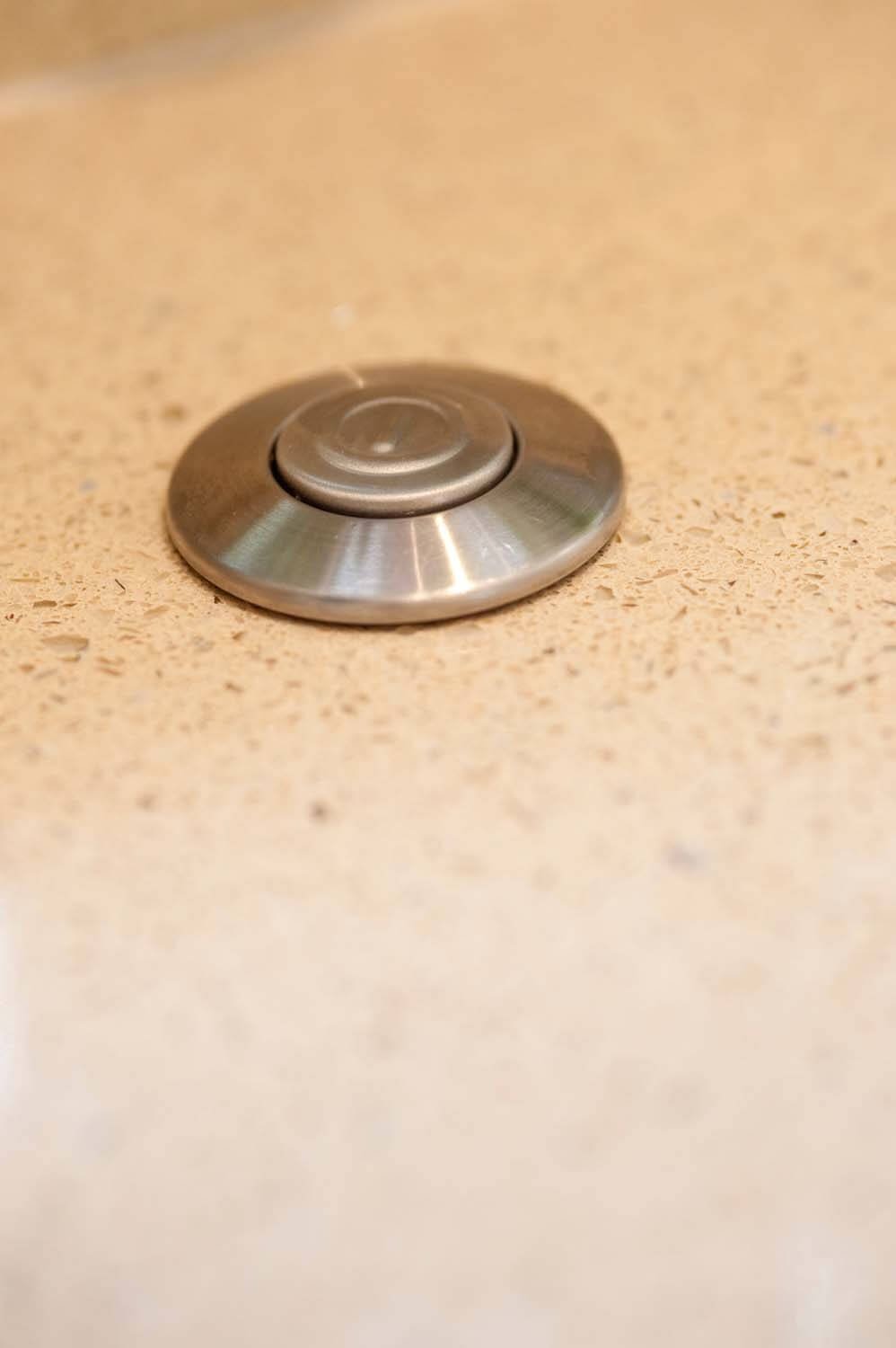 cimstone_sines_horsham_west_sussex_cream_sparkle_quartz_113504a