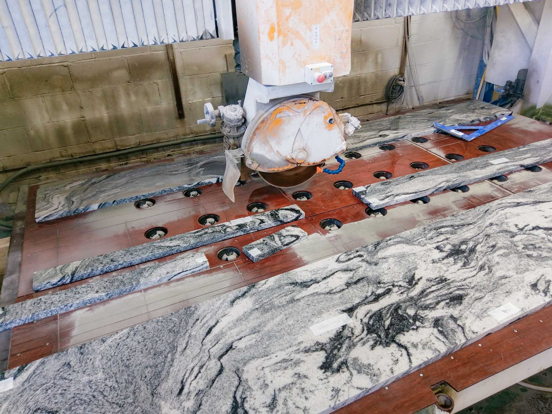 cosmic white granite worktops guildford 170510 132644-a