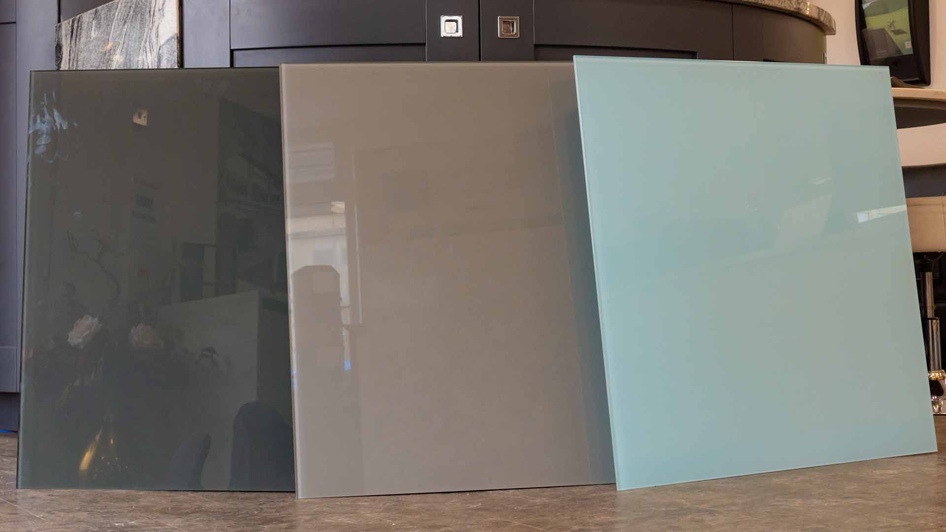 glass-splashbacks-surrey-quartz-granite-worktops-offer-all-three