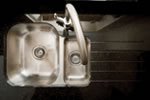Undermounted sink