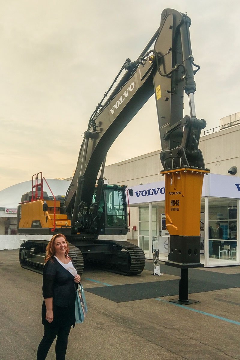 naomi-volvo-stone-worktops-trade-granite naomi-volvo-stone-worktops-trade-granite