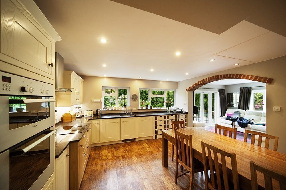 samsung-radianz-mirama-bronze-horsted-sussex-123957-a-kitchen-min samsung-radianz-mirama-bronze-horsted-sussex-123957-a-kitchen-min